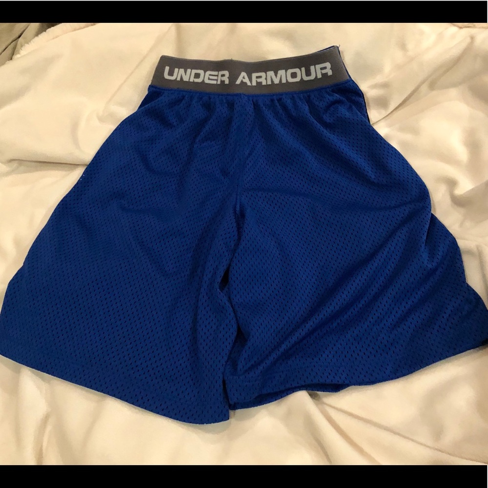 SOLD- Boys Under Armour Shorts NWOT - Picture 4 of 6